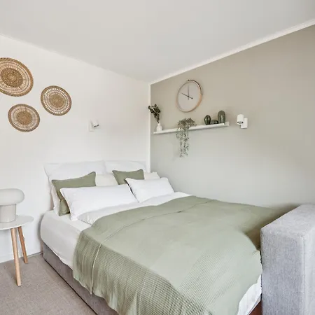 Deluxe! 15min Messe & Uniklinik, Arbeitsplatz, Boxspring Апартаменты Эссен