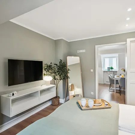 Deluxe! 15min Messe & Uniklinik, Arbeitsplatz, Boxspring Apartamento