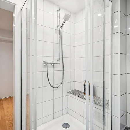 Deluxe! 15min Messe & Uniklinik, Arbeitsplatz, Boxspring Апартаменты Эссен